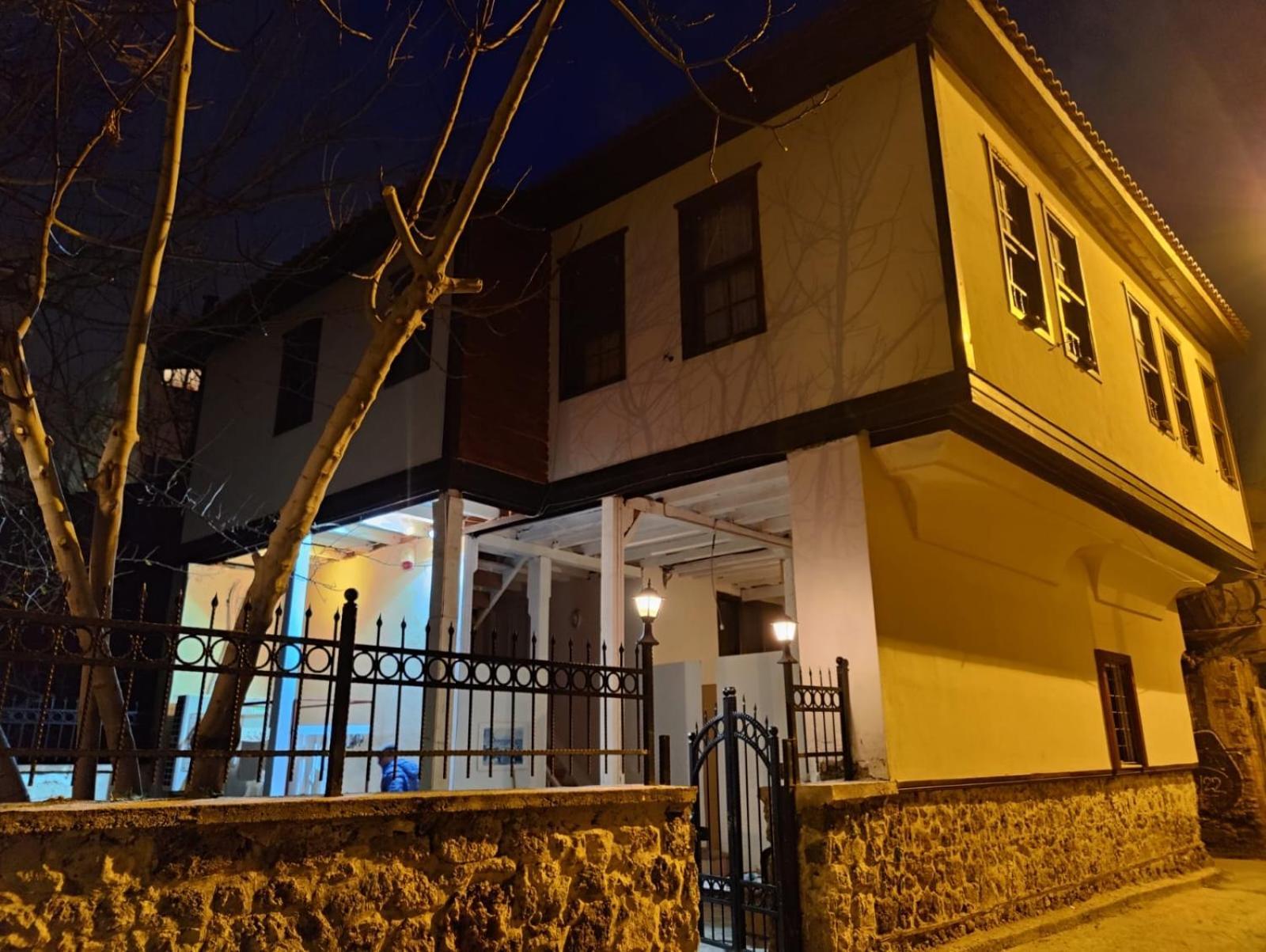 Antique House Ξενοδοχείο Αττάλεια Εξωτερικό φωτογραφία